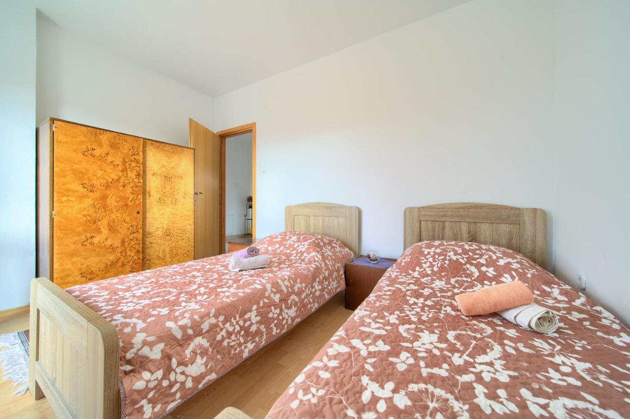 Rasopasno Apartment With Terrace And Private Parking ภายนอก รูปภาพ