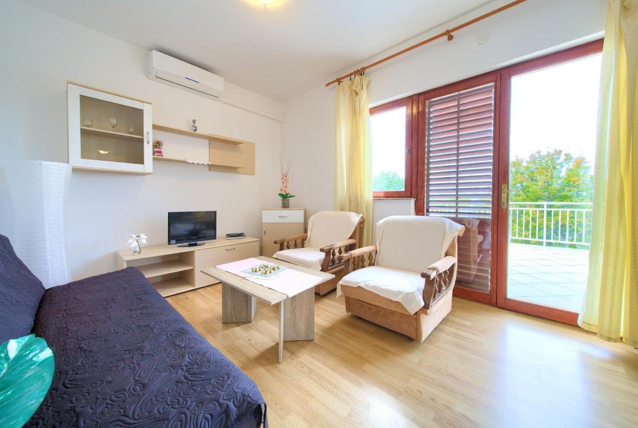Rasopasno Apartment With Terrace And Private Parking ภายนอก รูปภาพ